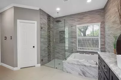 4015 Park Circle Way, Houston, TX 77059 - Photo 26