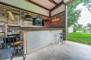 63 E County Road 136, Alvin, TX 77511 - Photo 30