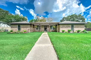 63 E County Road 136, Alvin, TX 77511 - Photo 1