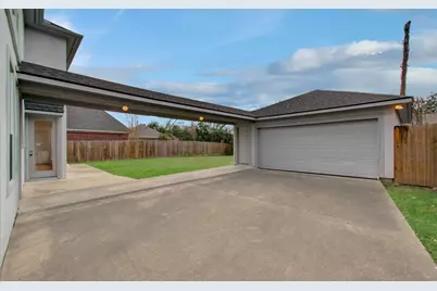 5425 Loch Lomond Drive, Houston, TX 77096 - Photo 42