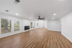 1303 Mustang Trail, Houston, TX 77339 - Photo 14