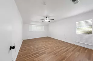 1303 Mustang Trail, Houston, TX 77339 - Photo 24