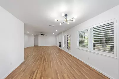 1303 Mustang Trail, Houston, TX 77339 - Photo 16
