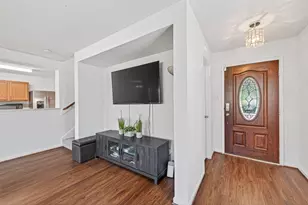 2910 Yearling Colt Ct, Houston, TX 77038 - Photo 4