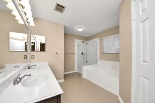 7607 Plum Tree Forest Cir, Houston, TX 77095 - Photo 24