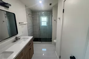 5950 Dumfries Dr, Houston, TX 77096 - Photo 14