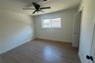 5950 Dumfries Dr, Houston, TX 77096 - Photo 6