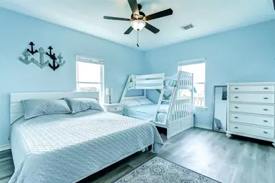 2754 Gulfview Lane, Crystal Beach, TX 77650 - Photo 16