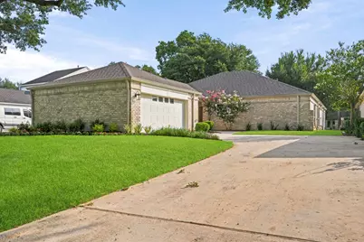 12 Wellington Lane, Sugar Land, TX 77478 - Photo 2