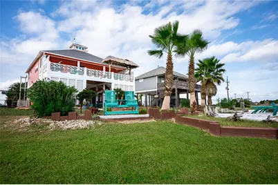 2296 E Crab Street, Crystal Beach, TX 77650 - Photo 8