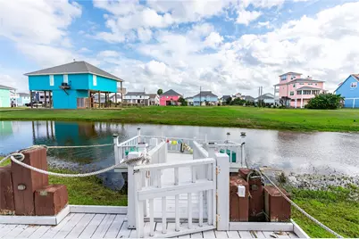 2296 E Crab Street, Crystal Beach, TX 77650 - Photo 18