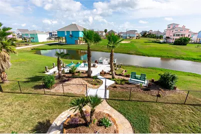 2296 E Crab Street, Crystal Beach, TX 77650 - Photo 40
