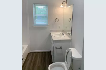 9026 Everglade #B, Houston, TX 77078 - Photo 12