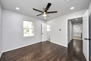 2010 Lillian St, Pasadena, TX 77502 - Photo 26