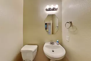 1101 Shadow Glenn Dr, Conroe, TX 77301 - Photo 8