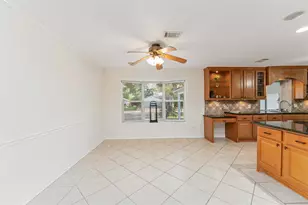 606 Packer Ct, Webster, TX 77598 - Photo 12