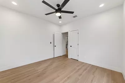 4413 Roseland Street, Houston, TX 77006 - Photo 18