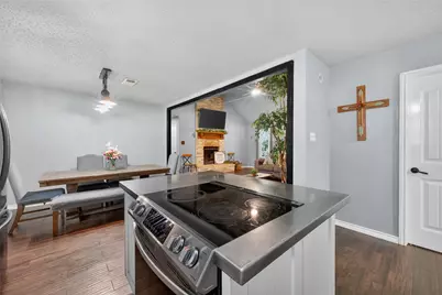 2103 Diane Street, Pinehurst, TX 77362 - Photo 8