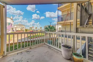 6300 Seawall Blvd, Galveston, TX 77551 - Photo 18