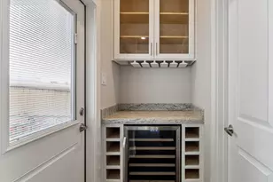 831 Wakefield Dr, Houston, TX 77018 - Photo 12