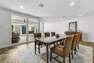 10610 Piping Rock Ln, Houston, TX 77042 - Photo 22