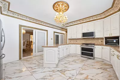 24 Windermere Lane, Houston, TX 77063 - Photo 12