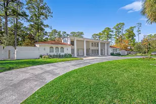 24 Windermere Ln, Houston, TX 77063 - Photo 2