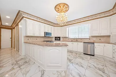 24 Windermere Lane, Houston, TX 77063 - Photo 10
