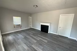 1142 Lyle St, Beaumont, TX 77701 - Photo 4