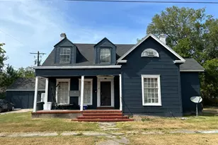 1142 Lyle St, Beaumont, TX 77701 - Photo 1