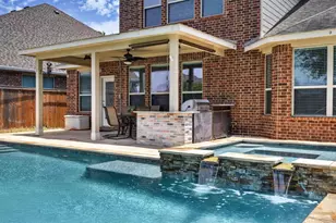 17919 Creek Bluff Ln, Cypress, TX 77433 - Photo 28