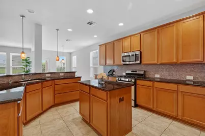 17919 Creek Bluff Lane, Cypress, TX 77433 - Photo 14