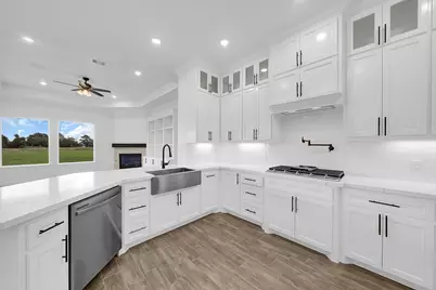 13015 Willow Drive, Needville, TX 77461 - Photo 4