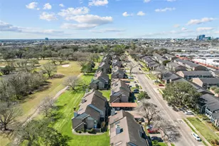 8365 Sands Point Dr, Houston, TX 77036 - Photo 22