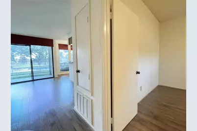 8365 Sands Point Drive #221, Houston, TX 77036 - Photo 6