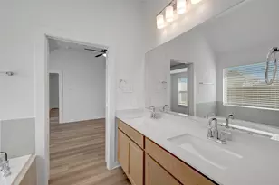 16819 Zavala Wy, Montgomery, TX 77316 - Photo 14