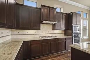 9948 Woodwind Ln N, Houston, TX 77025 - Photo 10