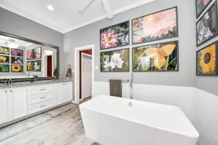 24 Bayou Shadows St, Houston, TX 77024 - Photo 20