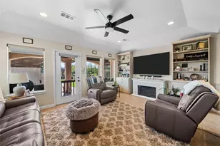 615 28th St, Dickinson, TX 77539 - Photo 14