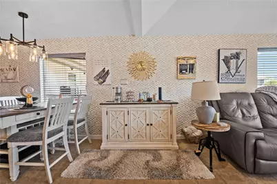 615 28th Street, Dickinson, TX 77539 - Photo 8