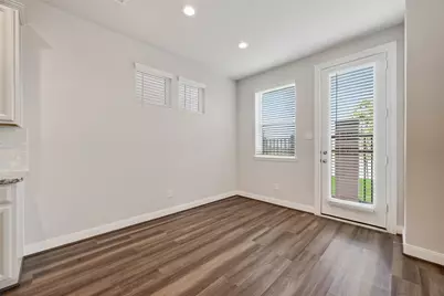 9816 Magnolia Village Lane, Houston, TX 77080 - Photo 14