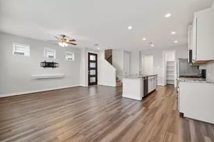 9816 Magnolia Village Ln, Houston, TX 77080 - Photo 8