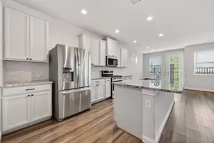 9816 Magnolia Village Ln, Houston, TX 77080 - Photo 12