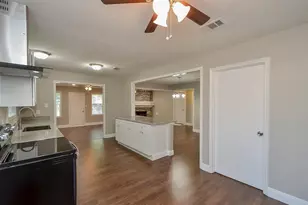 13326 Pantano Dr, Houston, TX 77065 - Photo 14