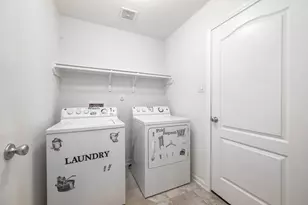 2754 Cayden Crk Wy, Conroe, TX 77304 - Photo 18