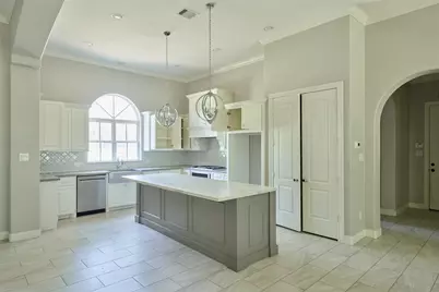28526 Riverside Crest Lane, Houston, TX 77336 - Photo 10