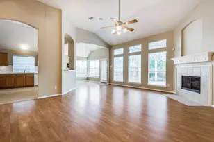 7302 Hollow Field Ln, Cypress, TX 77433 - Photo 4