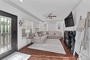 907 Frio St, Houston, TX 77012 - Photo 8