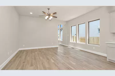 283 Mallards Rim Drive, Willis, TX 77318 - Photo 8
