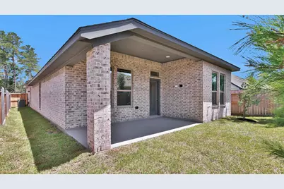 283 Mallards Rim Drive, Willis, TX 77318 - Photo 12